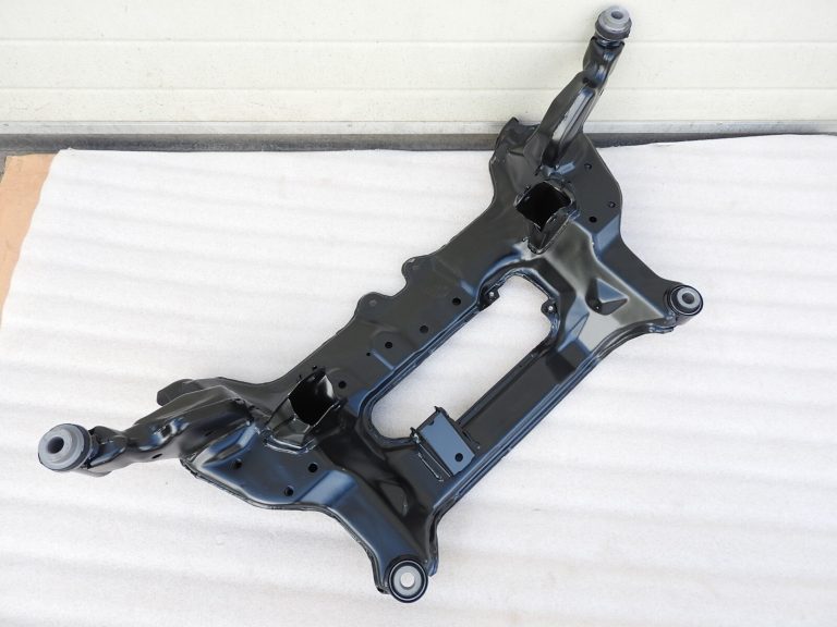 NISSAN X-TRAIL T30 2000-2007 Priekšējā tilta šķērssijas 544008H500