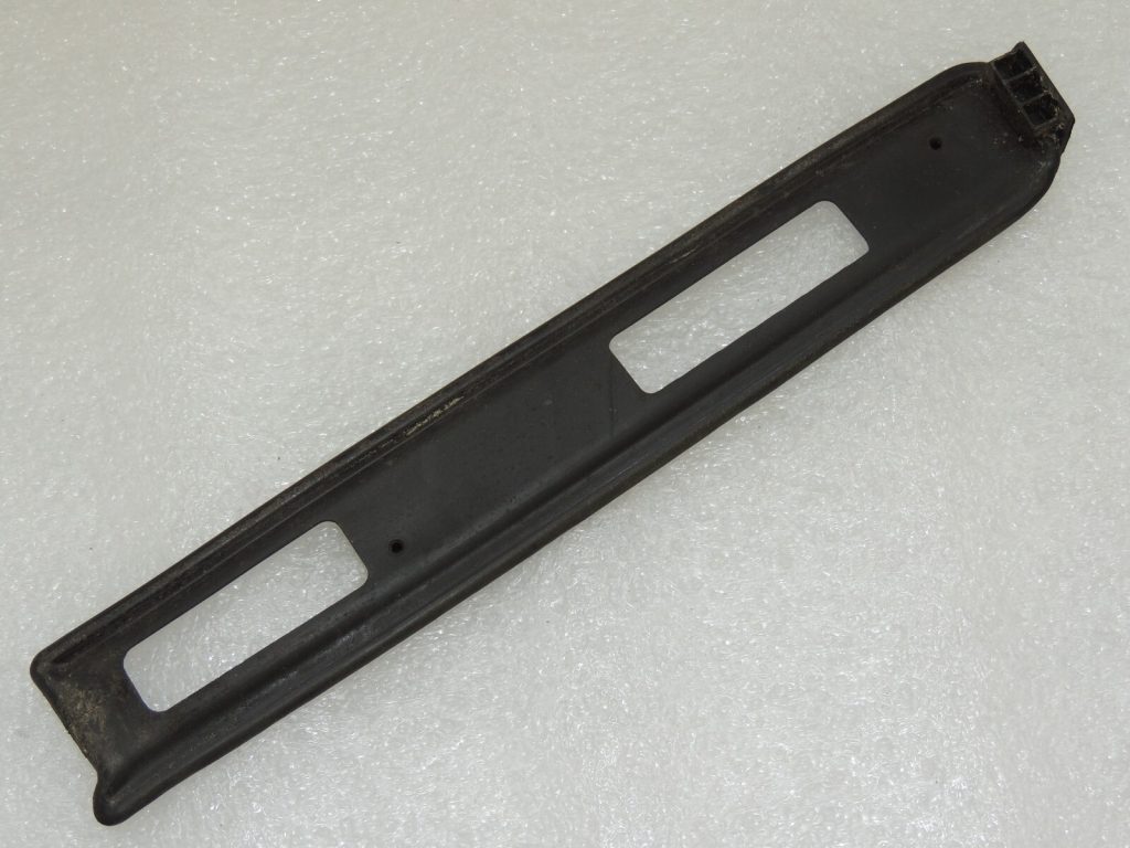 Ford Kuga I C394 Roof rail cover seal rear right 1675358