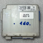 Toyota Yaris P13 oriģinālais releju vadības bloks 8264152020