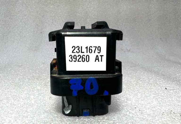 Toyota Yaris P13 Oriģinālais galvenais relejs 85915-52010