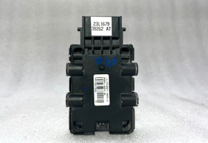 Toyota Yaris P13 original control module for the fuel pump 8957134070
