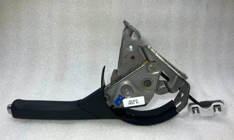 Toyota Yaris P13 oriģināls rokturis rokas bremzes atbrīvošanai 462100D231C2