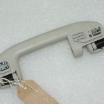 Toyota Yaris RAV4 Interjera jumta aizmugurējā daļa reaģē satveršanas rokturis 7461012170B1