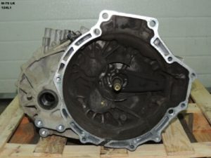 Mazda 5 2.0 CD Dīzeļdzinēja transmisija manuālā pārnesumkārba 6 pārnesumu pārnesumkārba 6 pārnesumu AISIN
