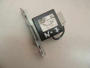 NISSAN X-TRAIL T30 259758H300 Antenas pastiprinātājs 25975-8H300