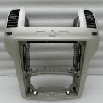 Opel Zafira B oriģināls centrālās konsoles radio gaisa ventilācijas centrs