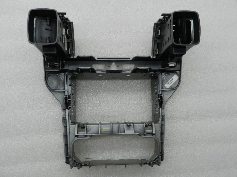 Opel Zafira B oriģināls centrālās konsoles radio gaisa ventilācijas centrs