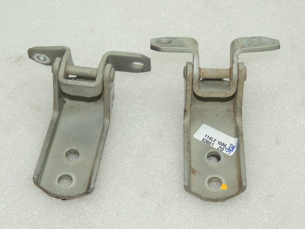 OEM Suzuki Grand Vitara III Door Hinge Front Left Set ZDL: GRAPHITE GRAY