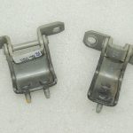 OEM Suzuki Grand Vitara III aizmugurējo kreiso durvju viru komplekts ZDL: GRAPHITE GRAY