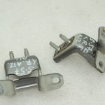 OEM Suzuki Grand Vitara III aizmugurējo kreiso durvju viru komplekts ZDL: GRAPHITE GRAY