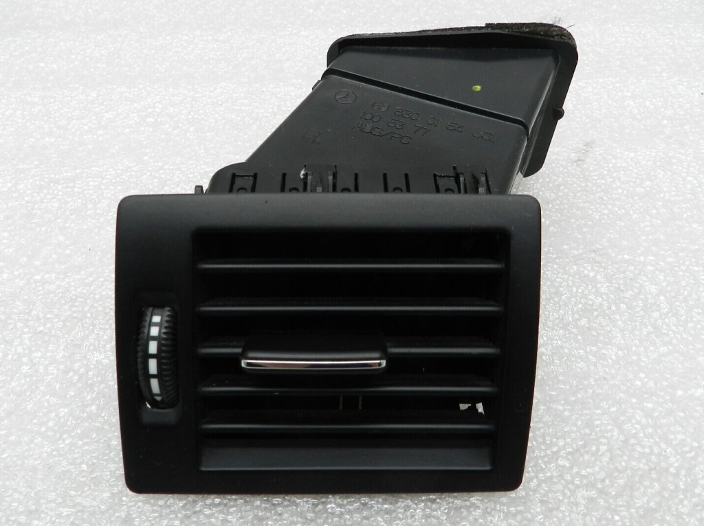 Mercedes-Benz A-klase W169 A180 Ventilācijas sprausla priekšējā kreisā