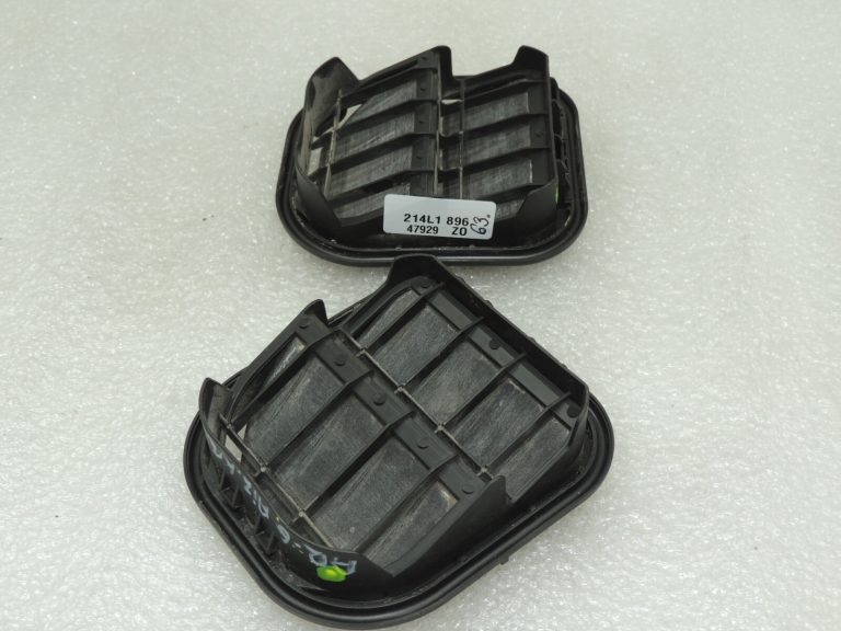 OEM Alfa Romeo Giulietta 940 aizmugurējā virsbūves ventilācijas režģa komplekts 52076397