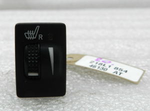Toyota Avensis T27 original switch seat heating right 8475105050