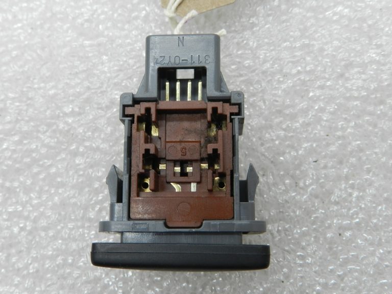 Toyota Avensis T27 Oriģinālais AFS OFF slēdzis 8415505010