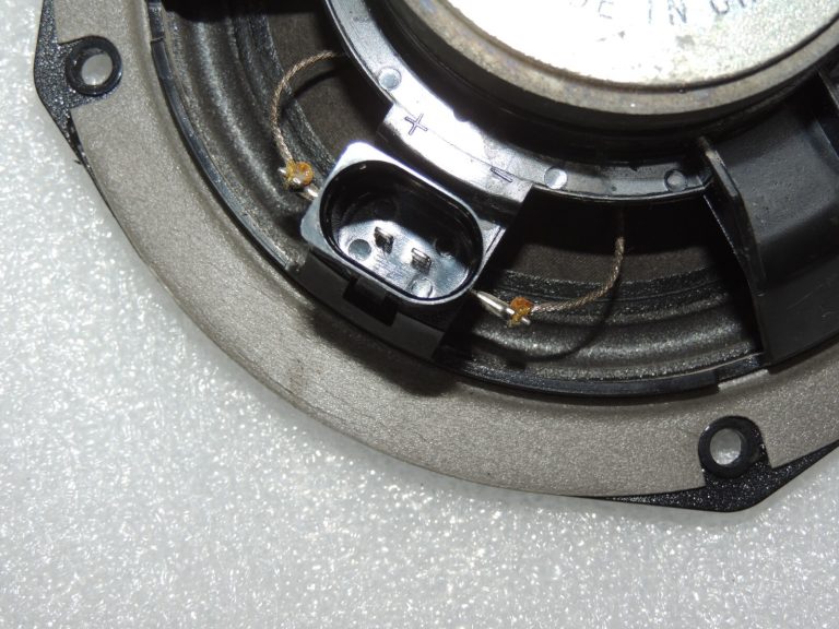 VW Sharan 7N Aizmugurējo durvju skaļrunis 7N0035453B