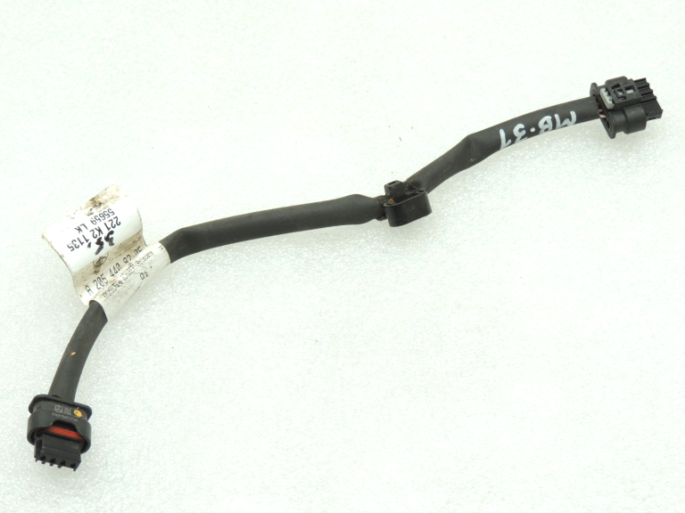 Mercedes W205 C220d 651.921 Nox vadības bloka vadu instalācija A2054409205