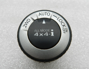 Nissan X-trail T31 oriģinālais vilces kontroles slēdzis 25535JG01B