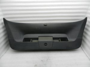 VW Golf 7 oriģinālais aizmugurējo durvju apšuvums