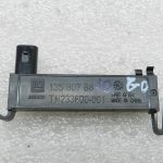 Opel Insignia B oriģinālais bezatslēgas piekļuves durvju sensors 13580788