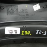 Ford Focus III oriģinālais stūres kolonnas apdares vāks