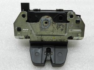 Opel Astra H Zafira B Oriģinālā aizmugurējo durvju slēdzene 13117285