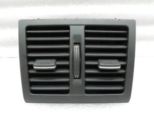 Opel Zafira B oriģinālā aizmugurējā centrālā ventilācijas atvere 13240027