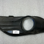 Ford Focus II miglas lukturu režģa rāmja pārsegs pa labi 8m51-19952-ae