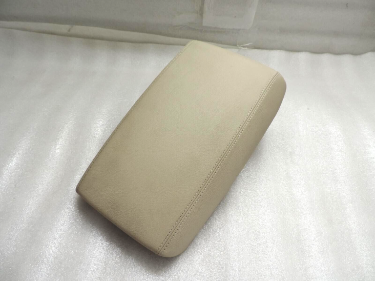 Audi A6 4G C7 ādas roku balsts centrālais roku balsts ĀDAS ROKTU ATLASBEIGE