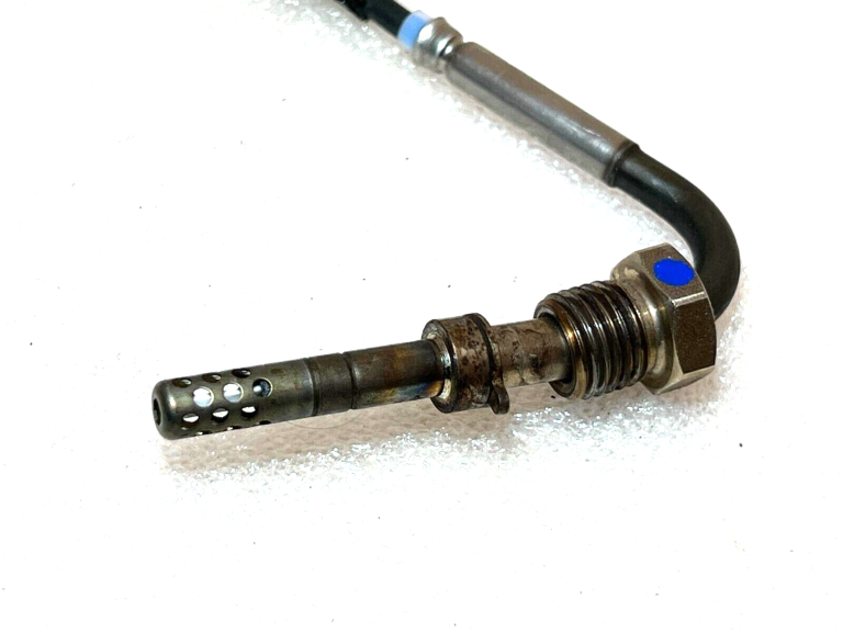 Oriģinālais izplūdes gāzu temperatūras sensors 55596171 priekš OPEL Astra J Zafira C 2.0 CDTI