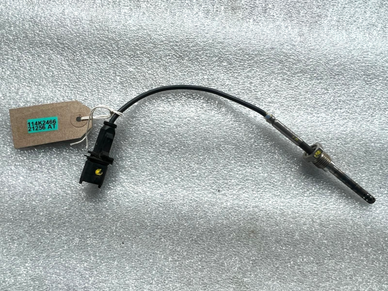 1.3 CDTI Oriģinālais Opel Astra J Corsa D Meriva B Izplūdes gāzu temperatūras sensors 55564977