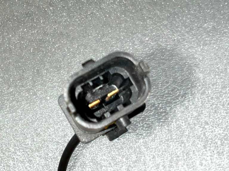1.3 CDTI Oriģinālais Opel Astra J Corsa D Meriva B Izplūdes gāzu temperatūras sensors 55564977