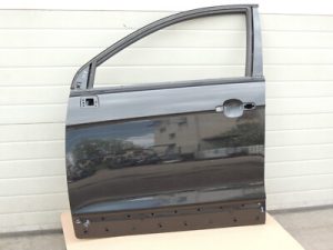 Chevrolet Captiva Facelift Door Front Left Front Left Door Color GAR Carbon Blac