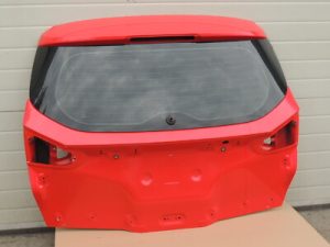Ford Focus III bagāžnieka vāks Race Red 1834446 PBM51-N40410-AC