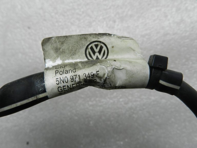 VW Tiguan oriģinālā motora elektroinstalācijas instalācija
