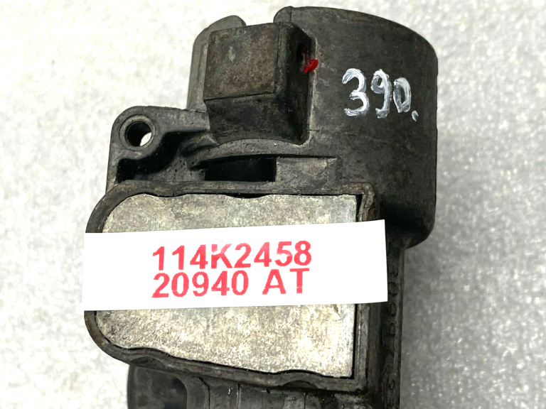 WV Audi aizdedzes slēdzene 4b0905851a