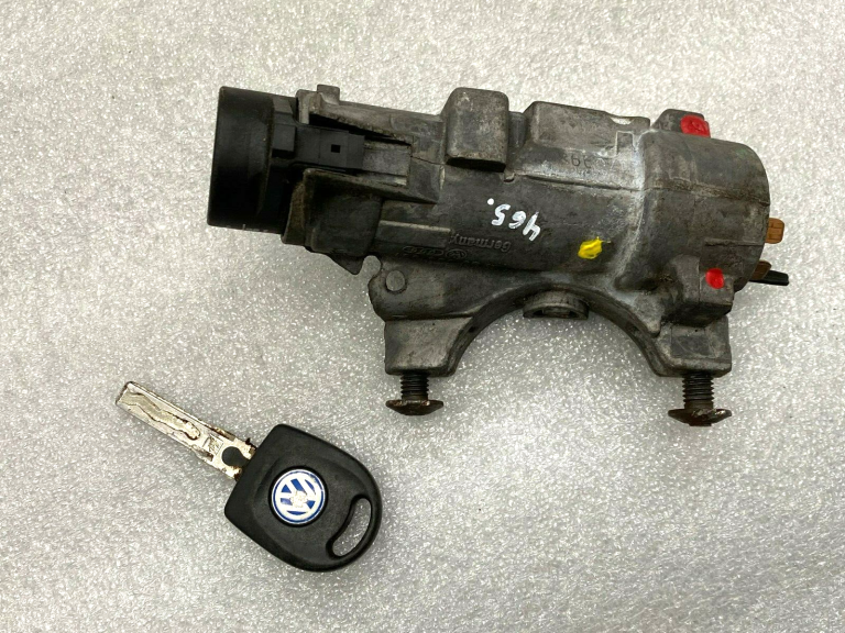 VW aizdedzes slēdzenes slēdzene ar atslēgu 4b0905851