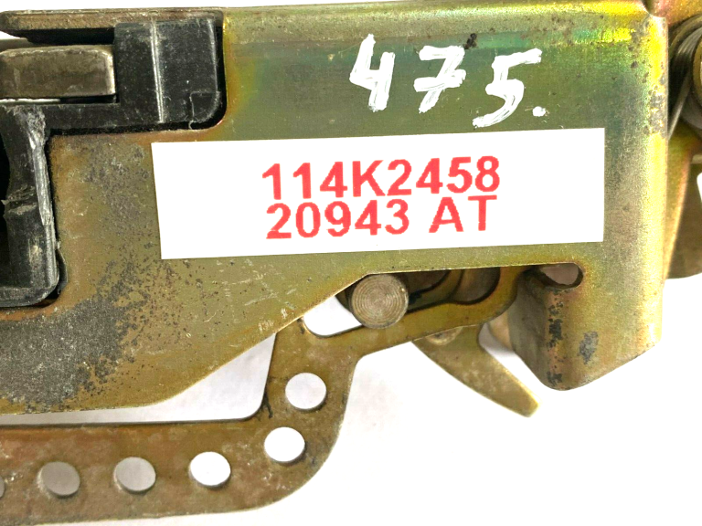 VW durvju slēdzenes slēdzene 701837015c