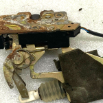 VW Audi Seat aizmugurējā servomotora slēdzene 0431c50ac
