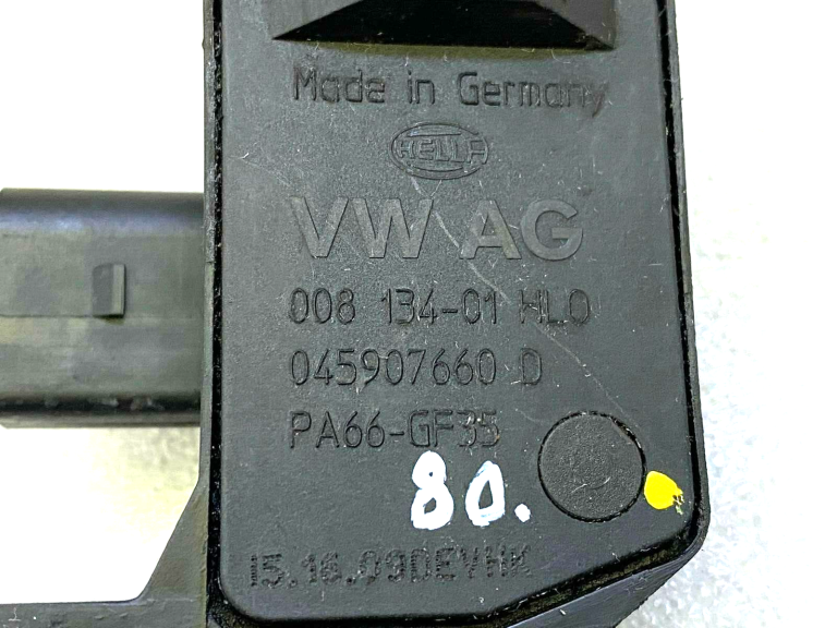 VW Audi eļļas līmeņa devējs 045907660d