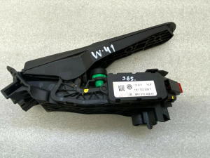 VW akseleratora pedāļa pozīcijas sensors 1k1723503t