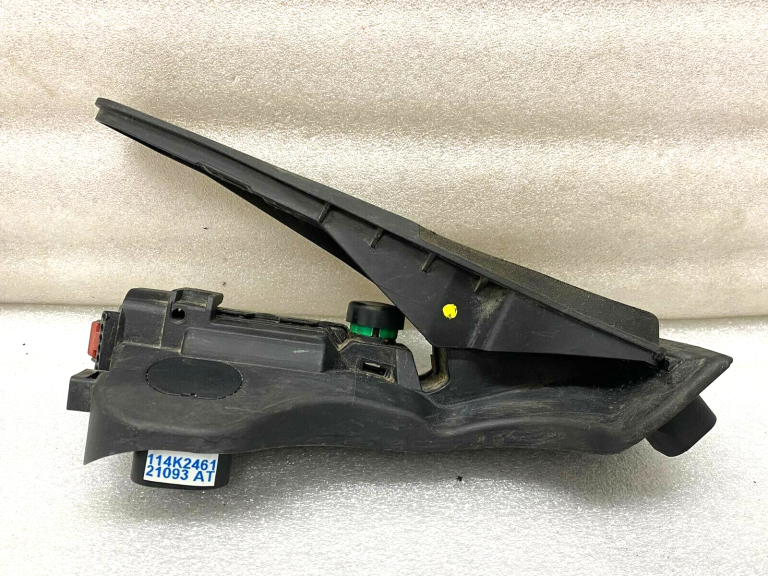 VW akseleratora pedāļa pozīcijas sensors 1k1723503t