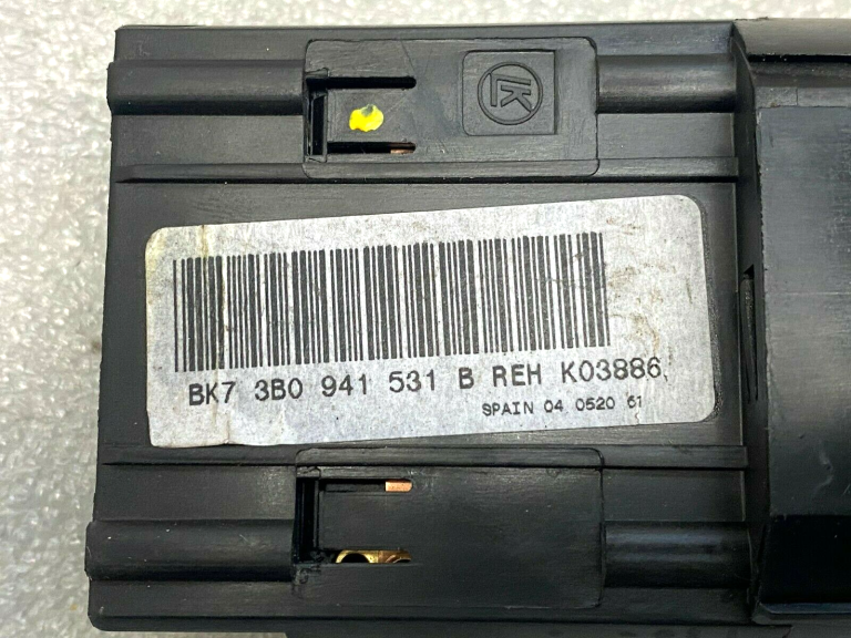 Skoda gaismas slēdzis 3b0941531b