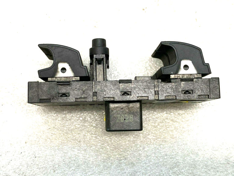 VW elektrisko logu slēdzis 1k4959857b