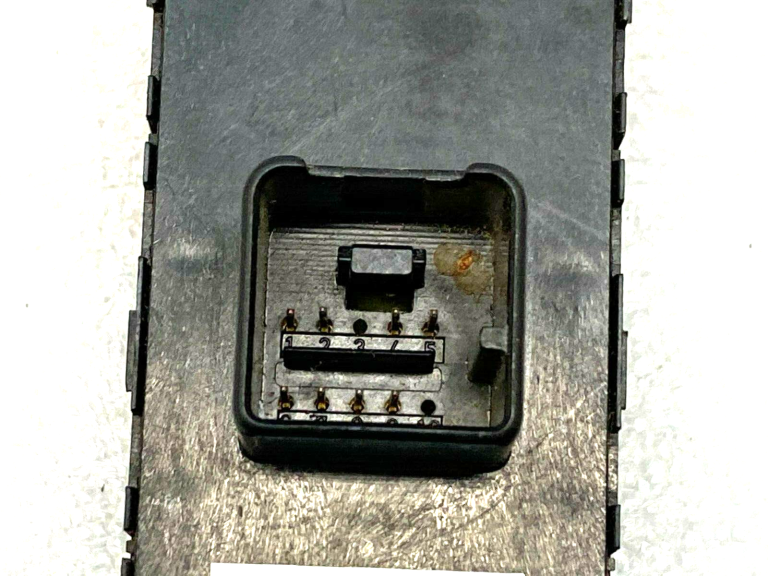 VW elektrisko logu slēdzis 1k4959857b