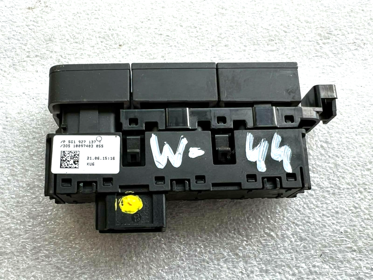 VW Golf 7 slēdzis Eco start stop vadības bloks 5g1927137t