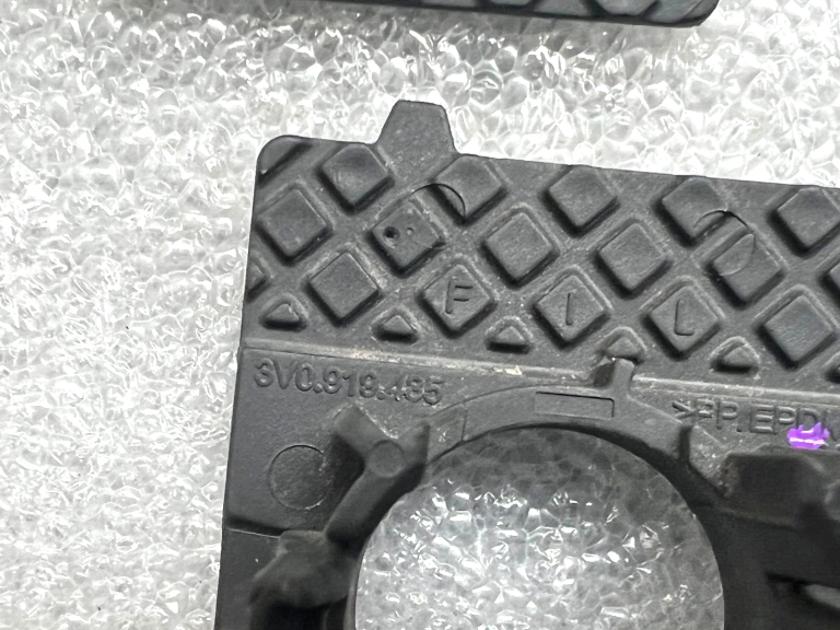 VW Audi Audi Seat Skoda priekšējais PDC sensora kronšteins sensora kronšteins 3V0919485