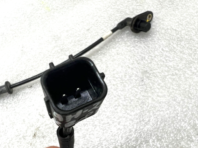 Hyundai i20 GB 14-20 ABS sensors priekšējais kreisais labais oriģināls 59810c8000