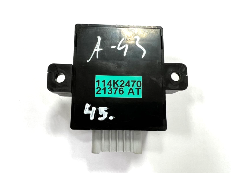 Opel Antara Chevrolet Captiva sēdekļu apsildes vadības bloks pa labi 96960007 4814185