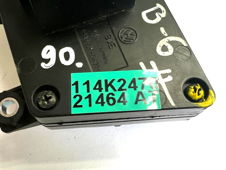 VW Passat vadītāja sānu priekšējo sēdekļu regulatora vadība 3c0959778