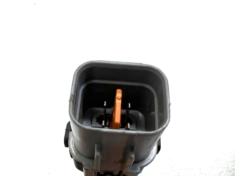 Oriģināls Kia Hyundai lambda sensors NTK 588-H16 588H16 39210-37543 3921037543